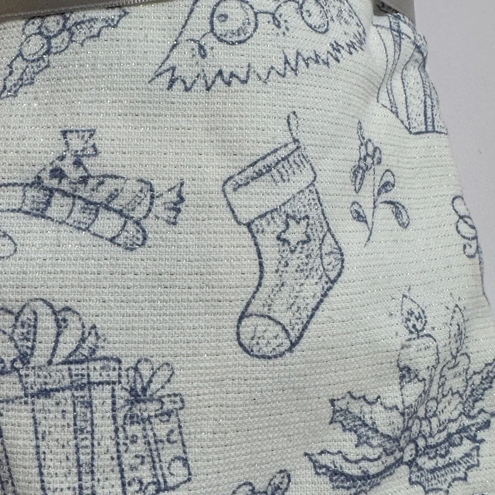 Set 2 Bella Lux White Blue Sparkly Christmas Bathroom Hand Towels 100% Cotton